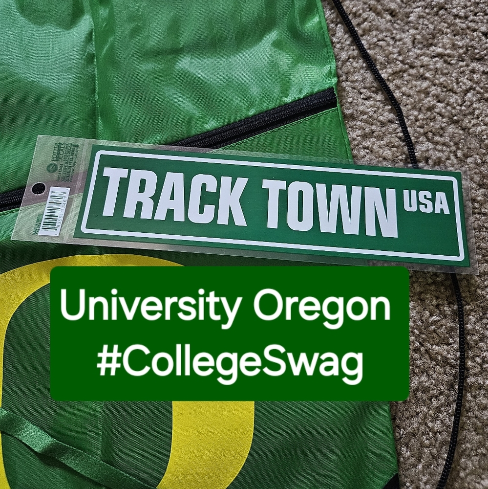 University of Oregon Swag Set